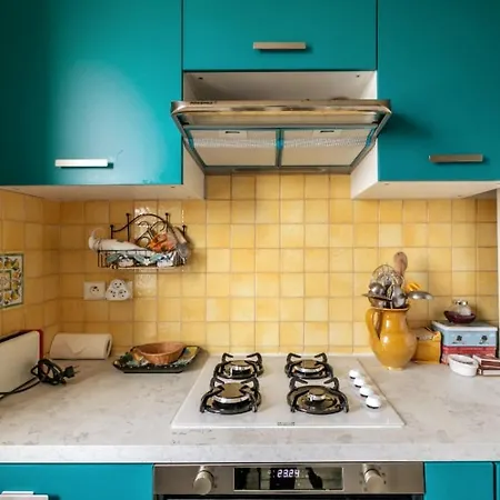 Chapelle 2 - Kp - Great F2 Perfect For 4 Guests - Lively Area Apartamento *