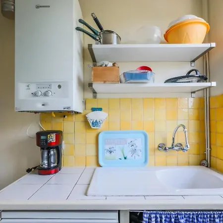 Chapelle 2 - Kp - Great F2 Perfect For 4 Guests - Lively Area Apartamento Paris